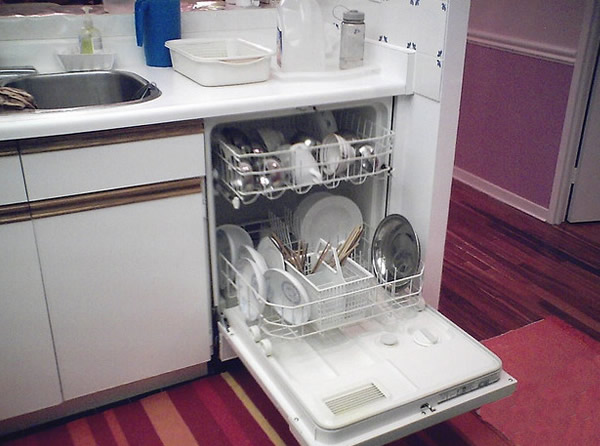 全自动洗碗机怎么样 洗碗机好用吗